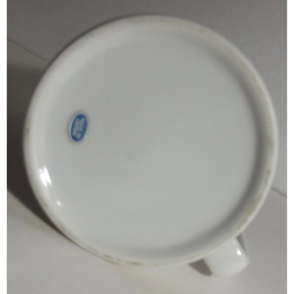 Norman Rockwell Museum 1985 Looking Out to Sea Coffee Mug Cup Art Collection - Picture 11 of 12